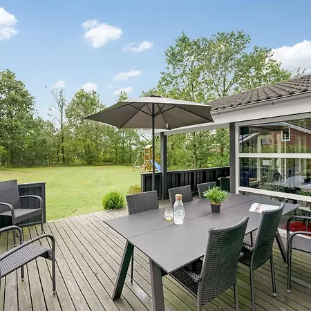 Gurly - 25km From The Sea By Interhome Feriehus