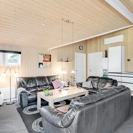 Gurly - 25km From The Sea By Interhome Feriehus Toftlund