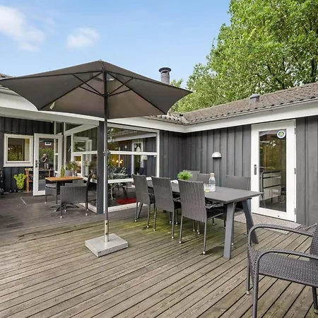Gurly - 25km From The Sea By Interhome Feriehus