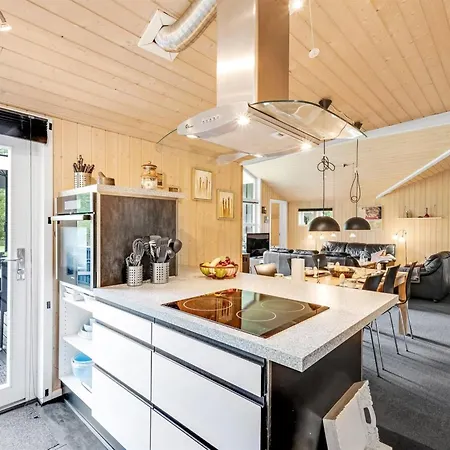 Gurly - 25km From The Sea By Interhome Toftlund